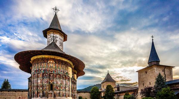 MăNăSTIREA SUCEVIțA